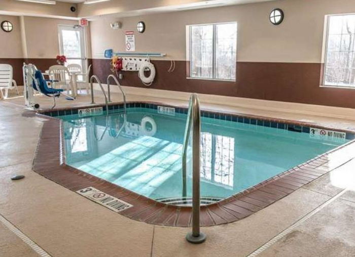 Edgewood Motel (Quality Inn, Comfort Inn, Super Inn) - From Web Listing